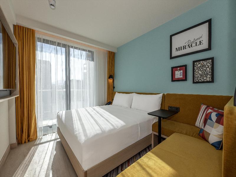 Hampton By Hilton Batumi Center - Oda