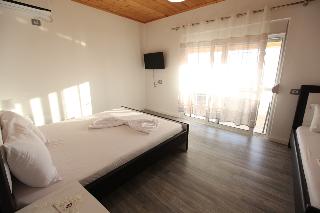 Vila Riza Veliu