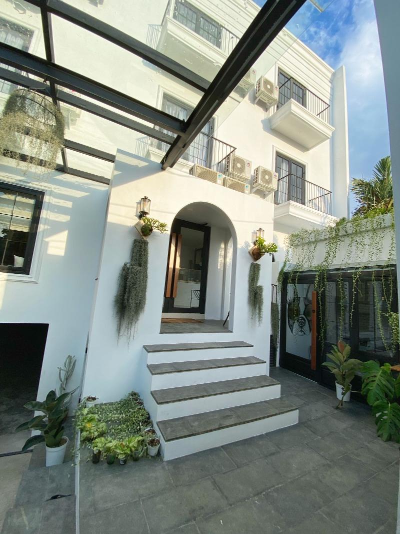 Loewy's Home - Genel