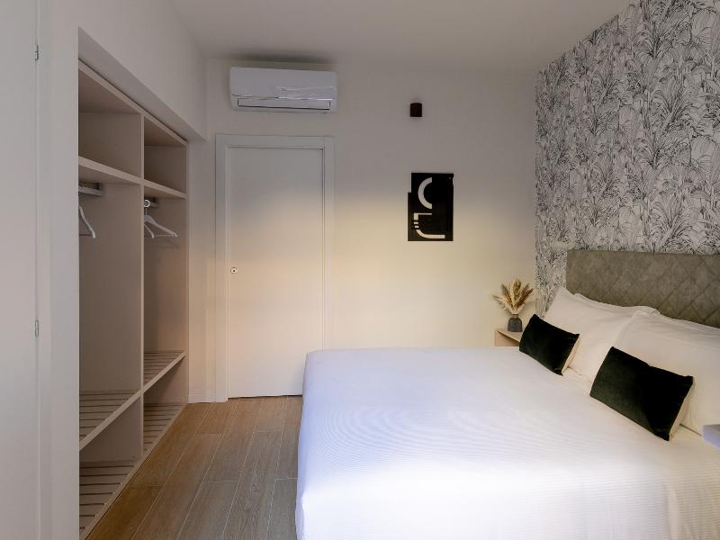 Aiello Hotels - Citylife Apartments - Oda