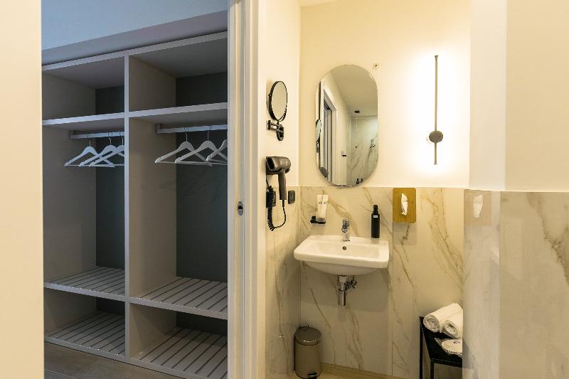 Aiello Hotels - Citylife Apartments - Oda