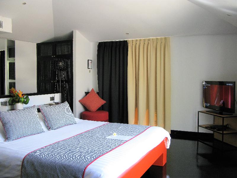The Sunset Beach Resort & Spa Taling Ngam - Oda
