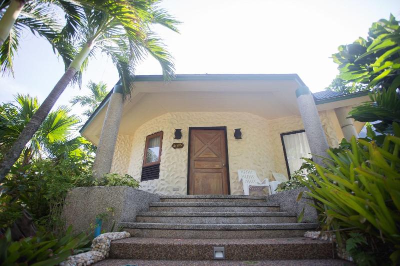 Golden Beach Resort - Genel