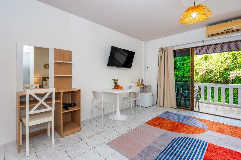 Kata Hill Sea View Hotel - Oda