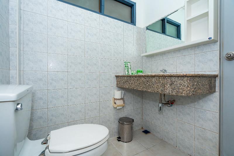 Kata Hill Sea View Hotel - Oda