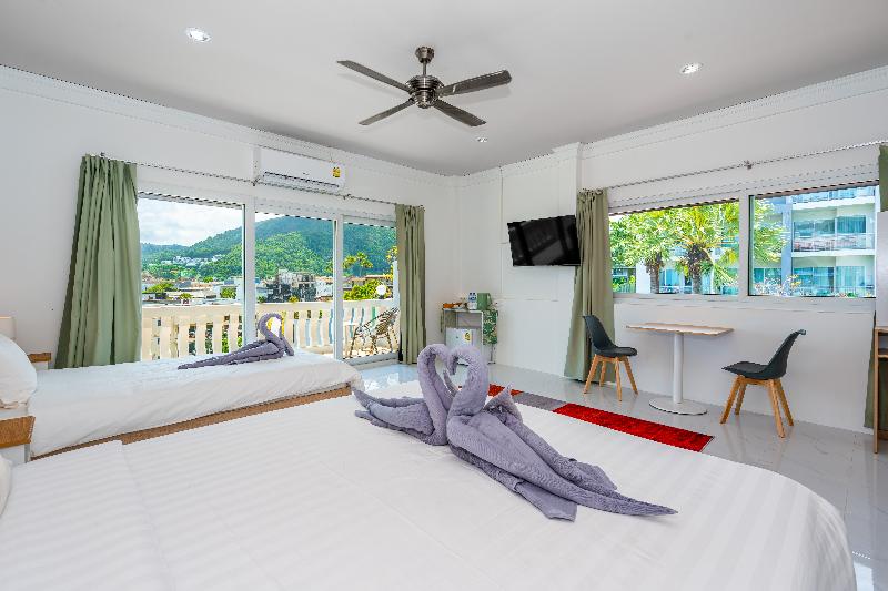 Kata Hill Sea View Hotel - Oda