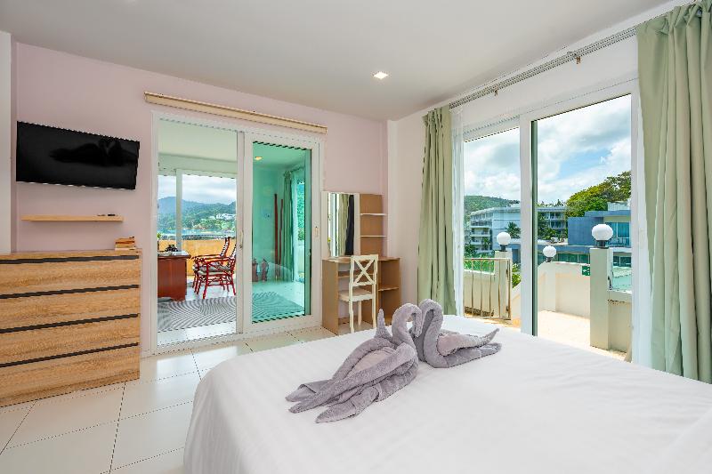 Kata Hill Sea View Hotel - Oda