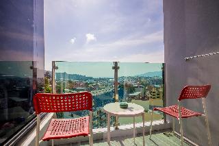 Kana Triple L Hotel Phuket fotoÄŸrafÄ±