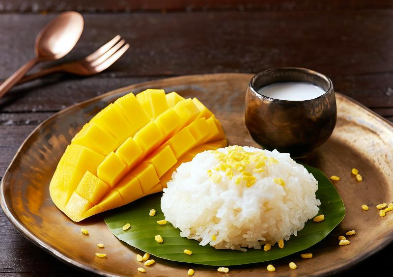 Kana Triple L Hotel Phuket - Restoran