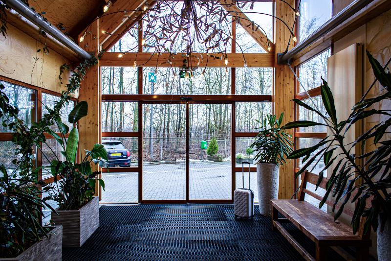 Alpine Hotel By Snowworld - Lobi