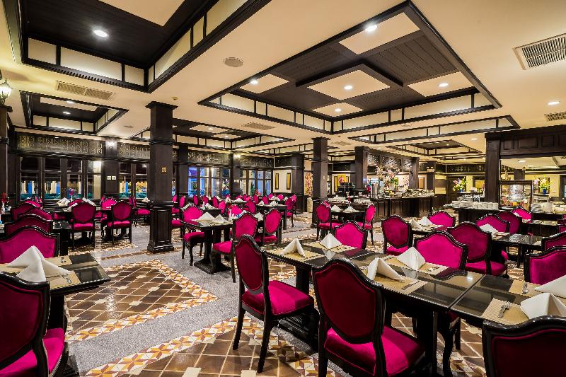Wora Bura Hua Hin Resort & Spa - Restoran