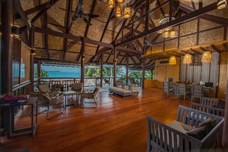 Coral Cliff Beach Resort Samui - Lobi