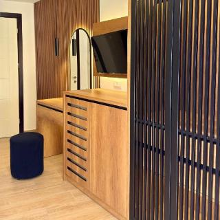 Foris Rooms