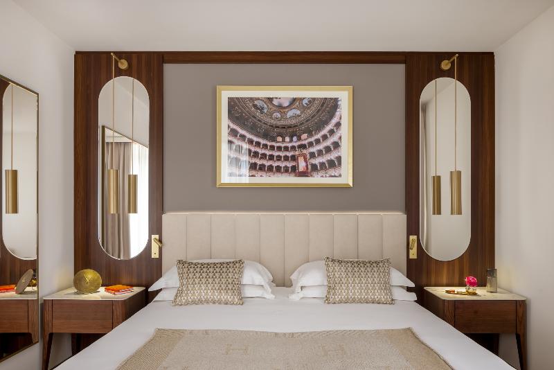 Teatro Luxury Apartments Firenze - Oda