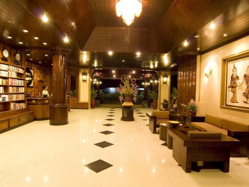 Kanok Buri Resort - Lobi
