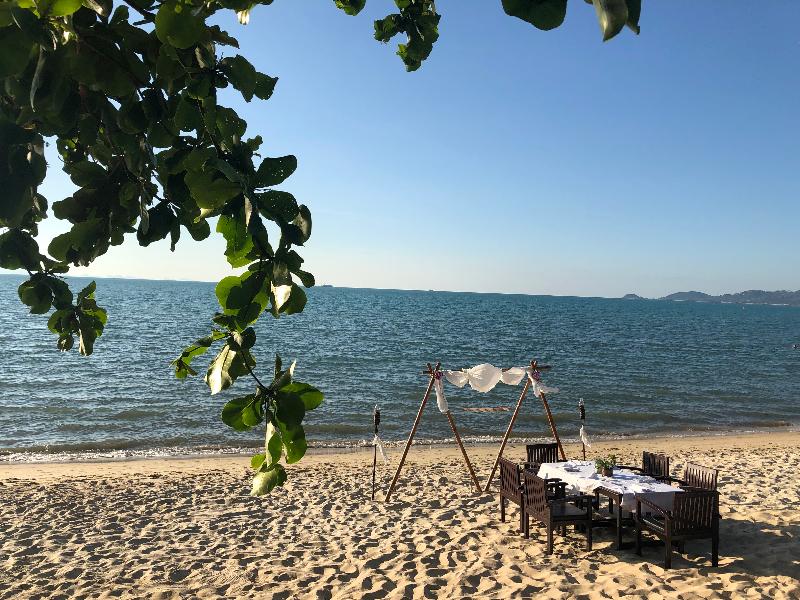 Kanok Buri Resort - Restoran