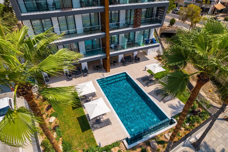Waterside - Genel