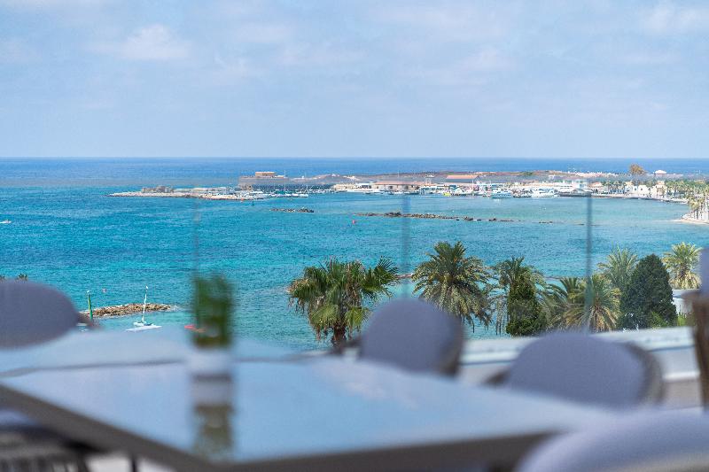 Waterside - Teras