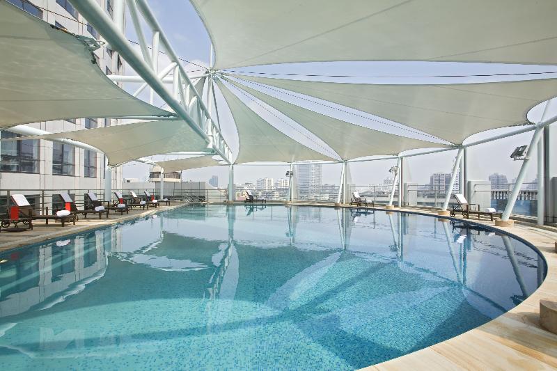 Swissotel Corniche Park Towers Doha - Havuz