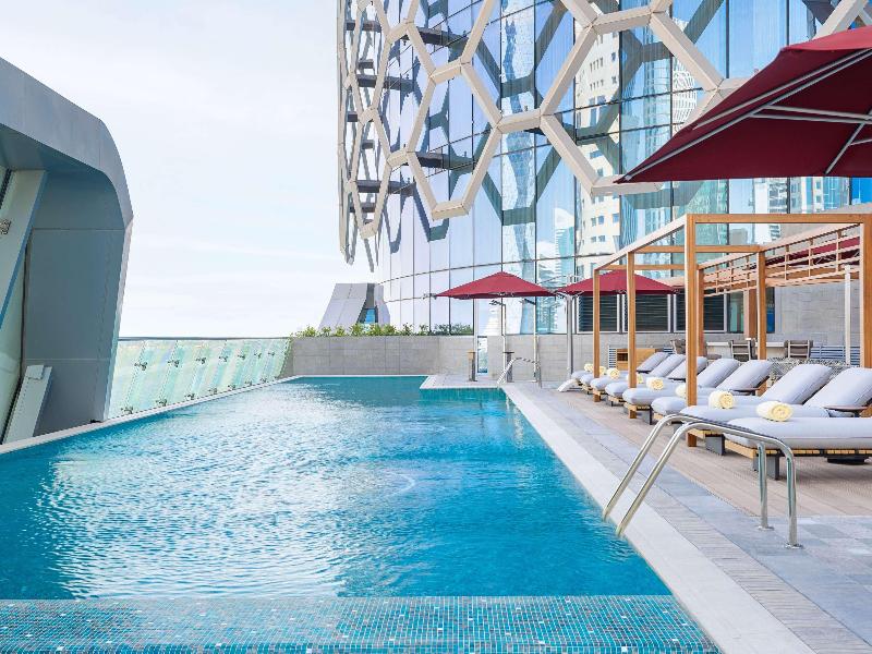 Swissôtel Residences Corniche Park Towers - Havuz