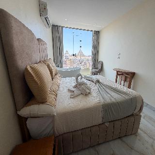 Amon Ra Hotel