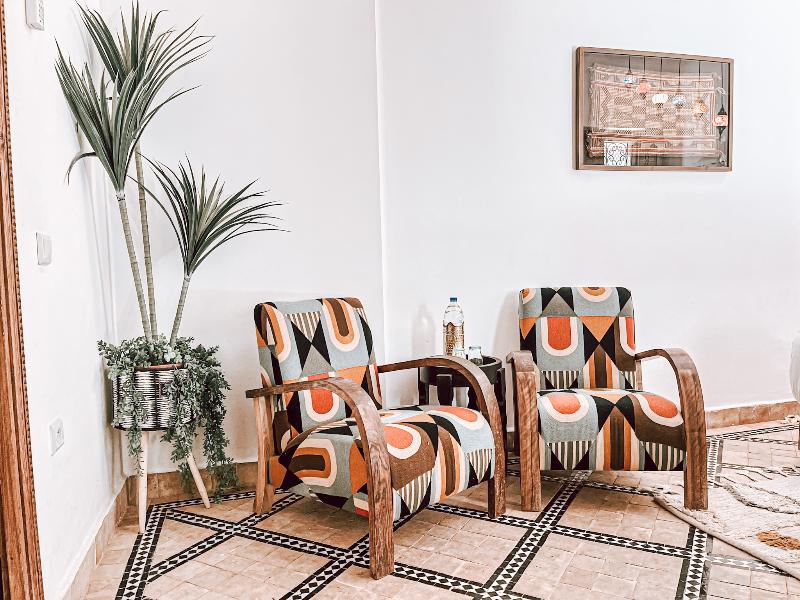 Riad Nelia Signature - Genel