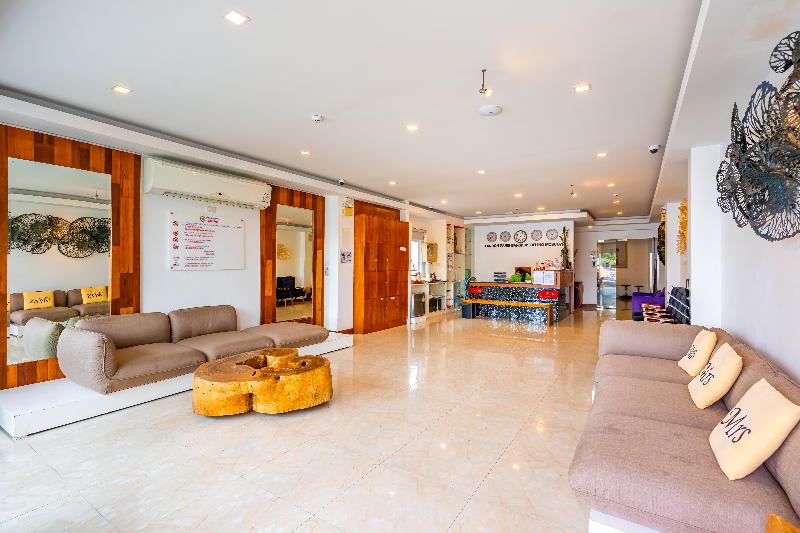 The Cheetar Hotel - Lobi
