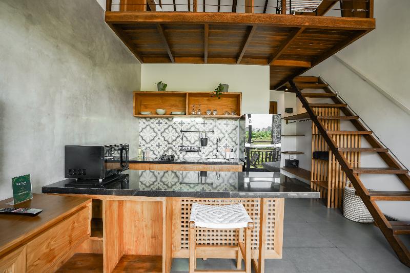 Suksma Guesthouse - Oda