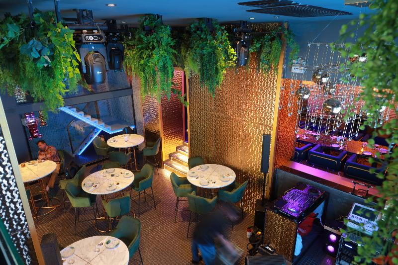 Ramada by Wyndham Bangkok Sukhumvit 11 - Bar