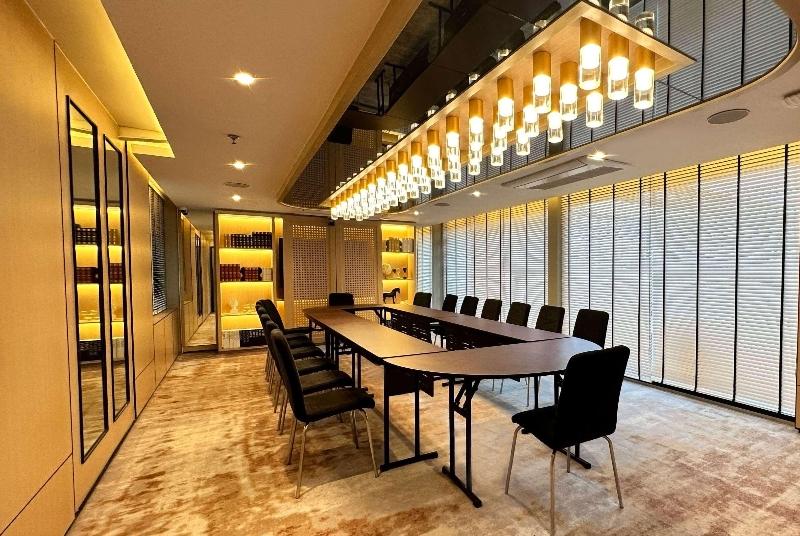 Ramada by Wyndham Bangkok Sukhumvit 11 - Toplantı