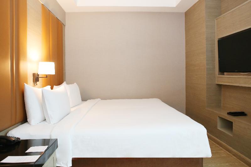 Ramada by Wyndham Bangkok Sukhumvit 11 - Oda
