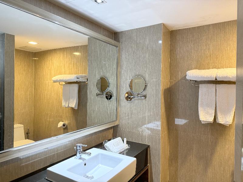 Ramada by Wyndham Bangkok Sukhumvit 11 - Oda