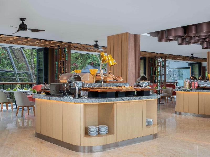 Mercure Cibadak Sukabumi Resort - Restoran
