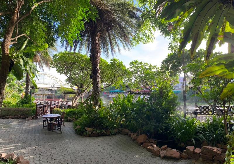 Krungsri River - Restoran