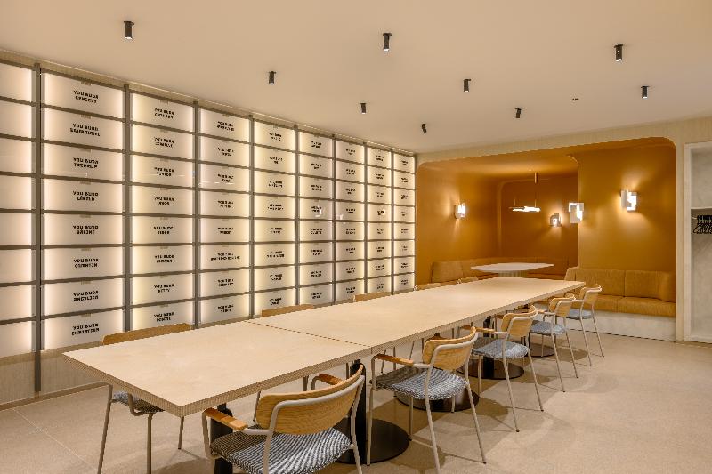You Hotel Budapest - Handwritten Collection - Toplantı