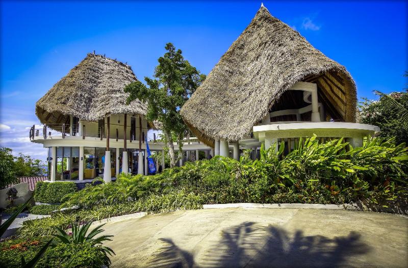 Jamahkiri Dive Resort & SPA - Lobi