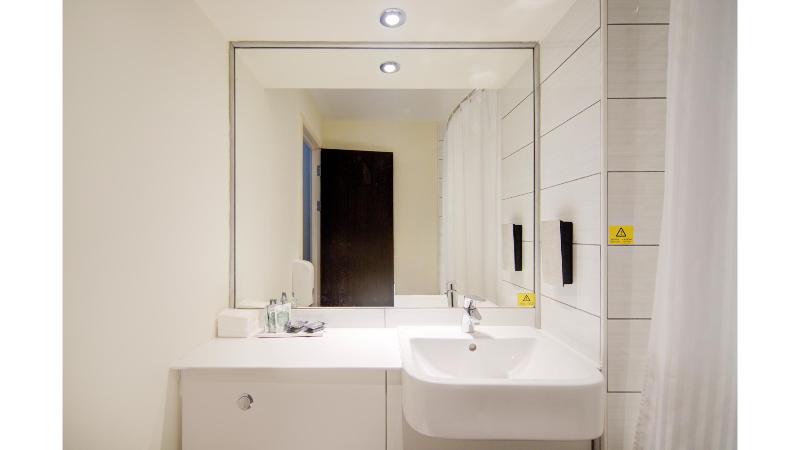 Belvilla Newport City Centre Hotel - Lifestyle - Oda