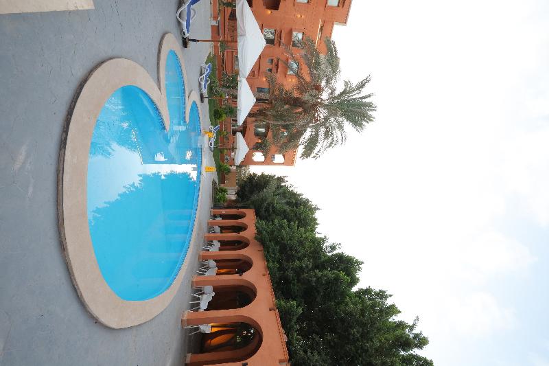 Settle Inn Mirage Boutique Hotel - Havuz