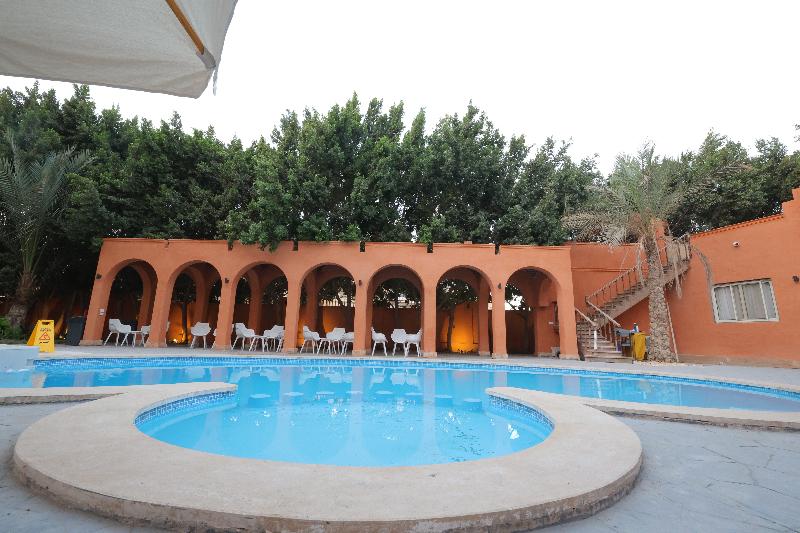 Settle Inn Mirage Boutique Hotel - Havuz