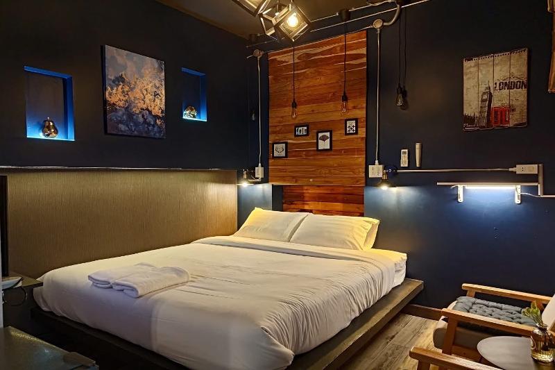 Tanwa House By Zuzu - Oda