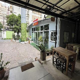 Orchid Hostel Near Bumrungrad hospital By Zuzu fotoÄŸrafÄ±