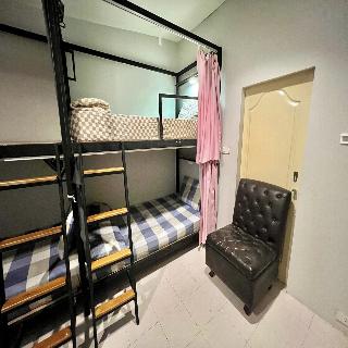 Orchid Hostel Near Bumrungrad hospital By Zuzu fotoÄŸrafÄ±
