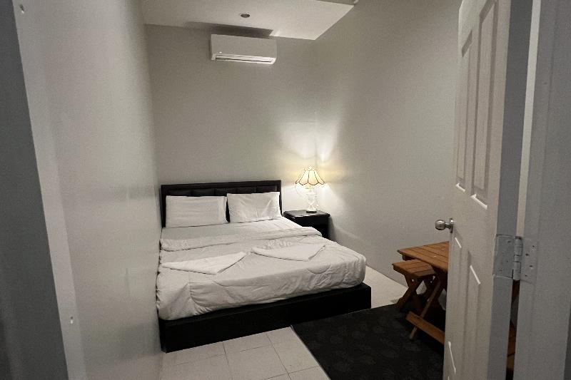 Orchid Hostel Near Bumrungrad hospital By Zuzu - Oda