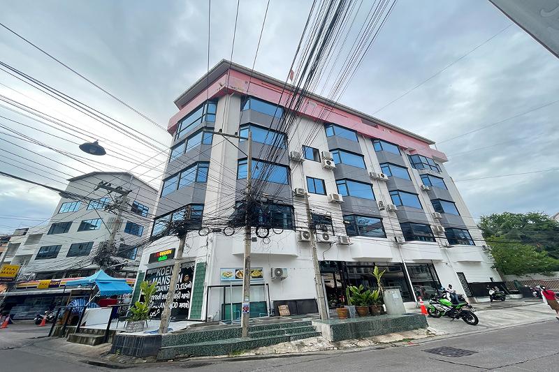 Koenig Hotel Pattaya By Zuzu - Genel