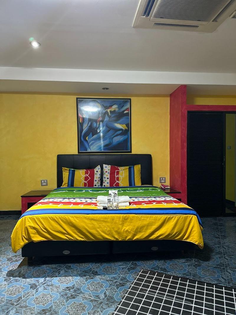 Koenig Hotel Pattaya By Zuzu - Oda