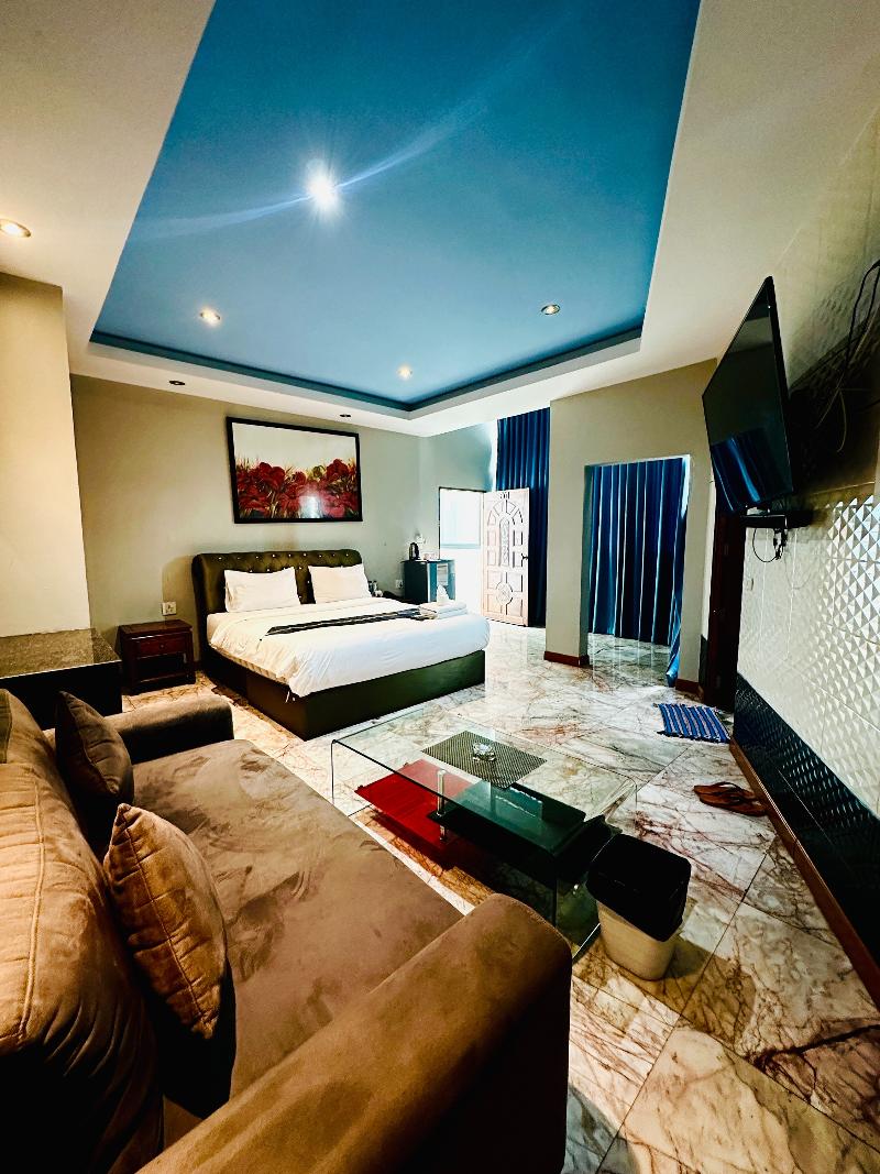 Koenig Hotel Pattaya By Zuzu - Oda