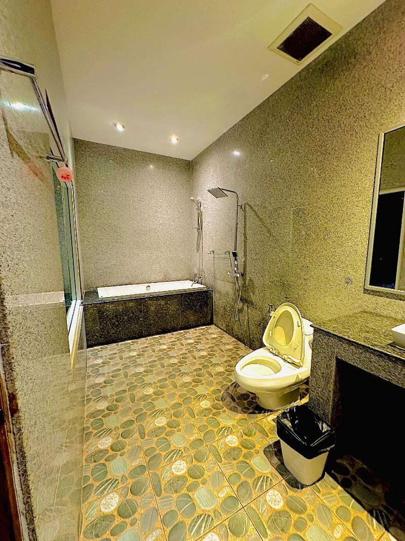 Koenig Hotel Pattaya By Zuzu - Oda