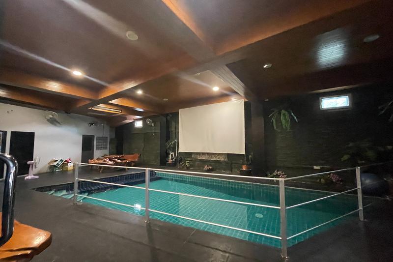 Koenig Hotel Pattaya By Zuzu - Havuz