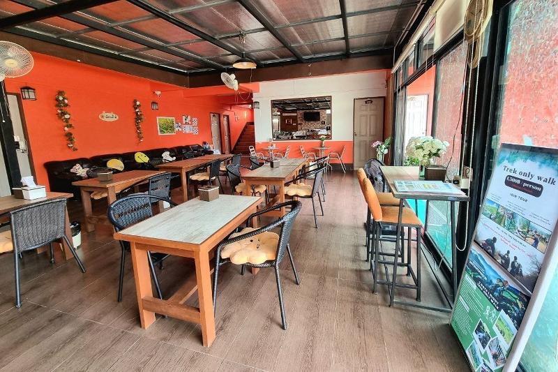 Chat House Chiang Rai By Zuzu - Restoran