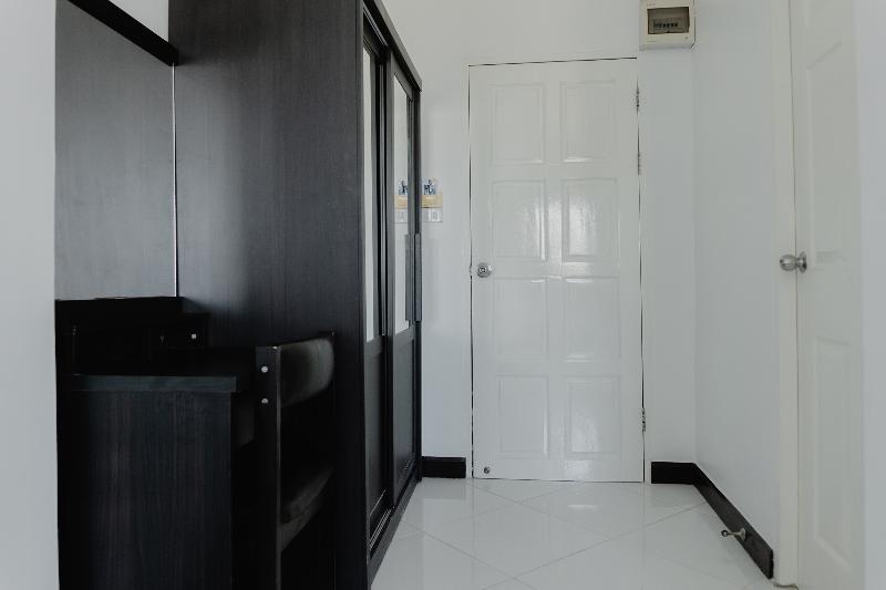 Emerald Hotel Chonburi - Oda